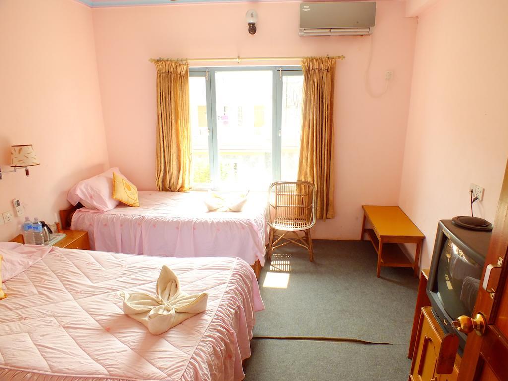 Hotel Greenland Похара Стая снимка